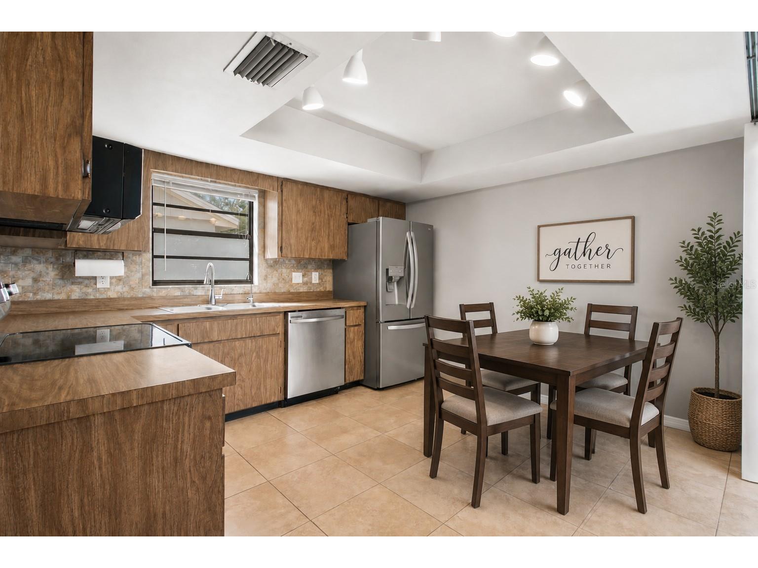 4152 Palau Drive Sarasota FL 34241 A4699258 image10