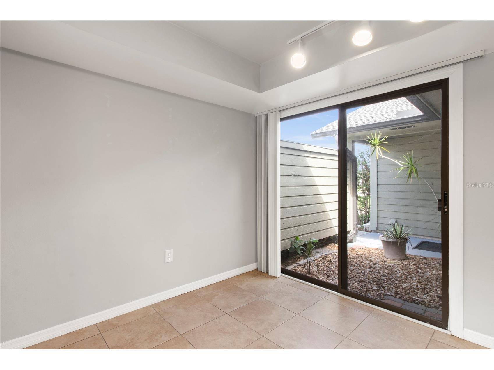 4152 Palau Drive Sarasota FL 34241 A4699258 image13
