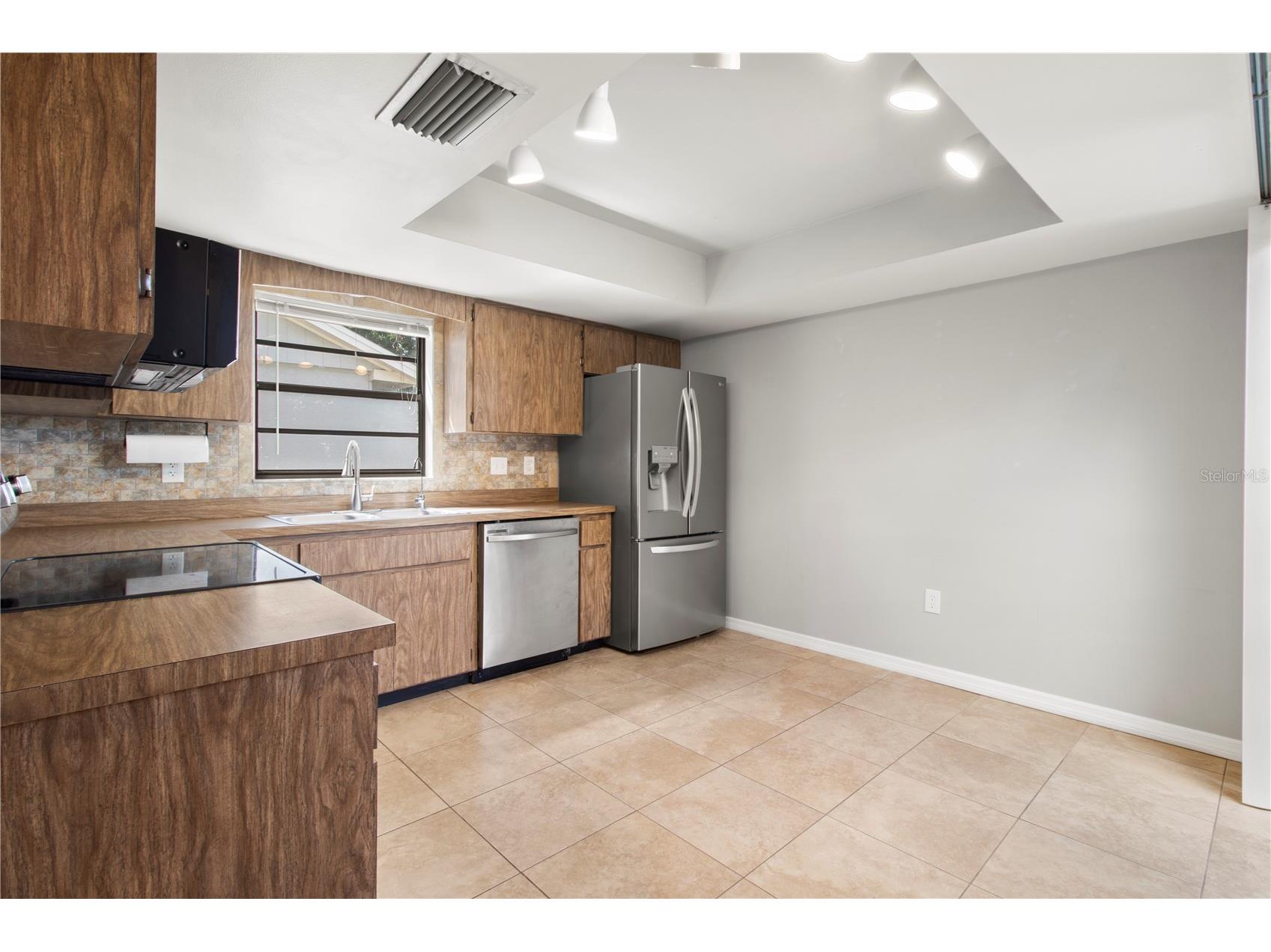 4152 Palau Drive Sarasota FL 34241 A4699258 image9