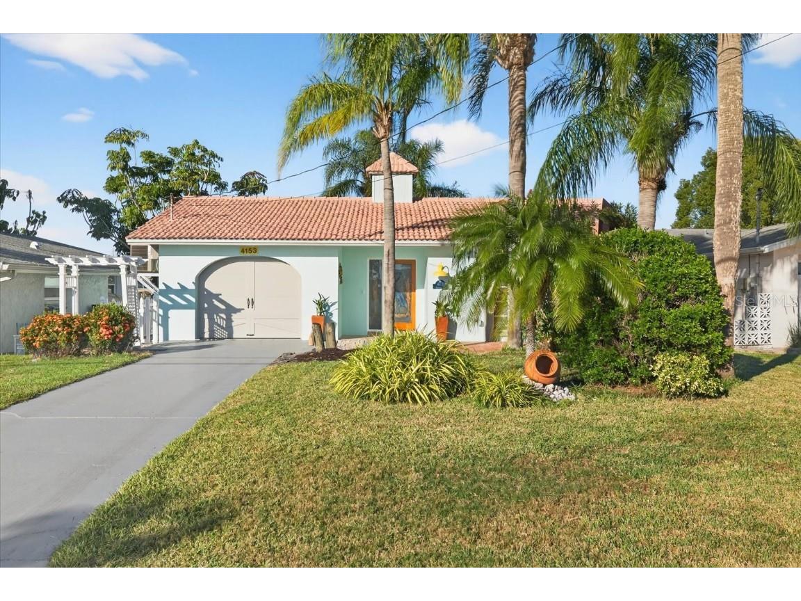 4153 Headsail Drive New Port Richey FL 34652 - GULF OF MEXICO W7880330 image1