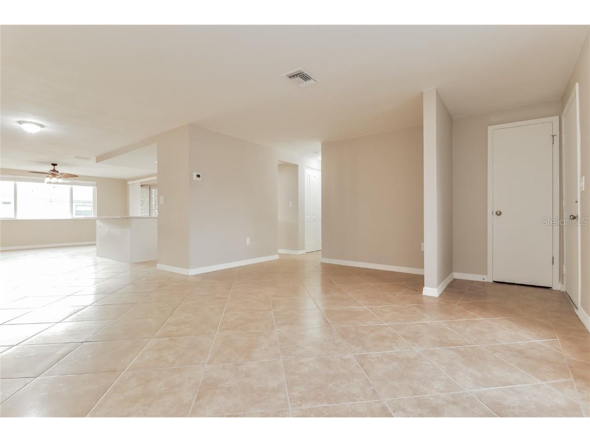 4153 Woodtrail Boulevard New Port Richey FL 34653 O6346398 image2