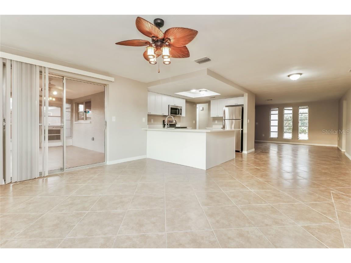 4153 Woodtrail Boulevard New Port Richey FL 34653 O6346398 image8
