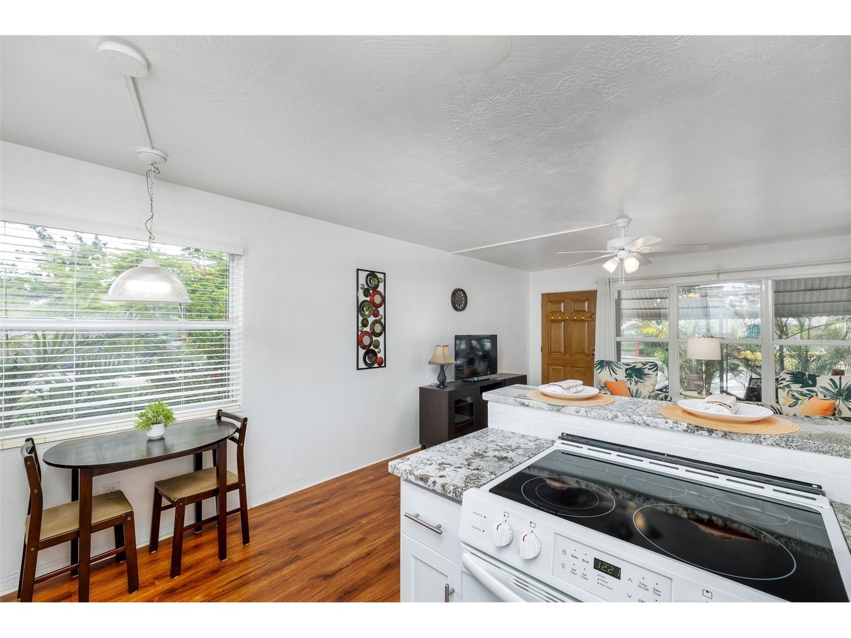 4154 56th Street N #720 Kenneth City FL 33709 A4698845 image7