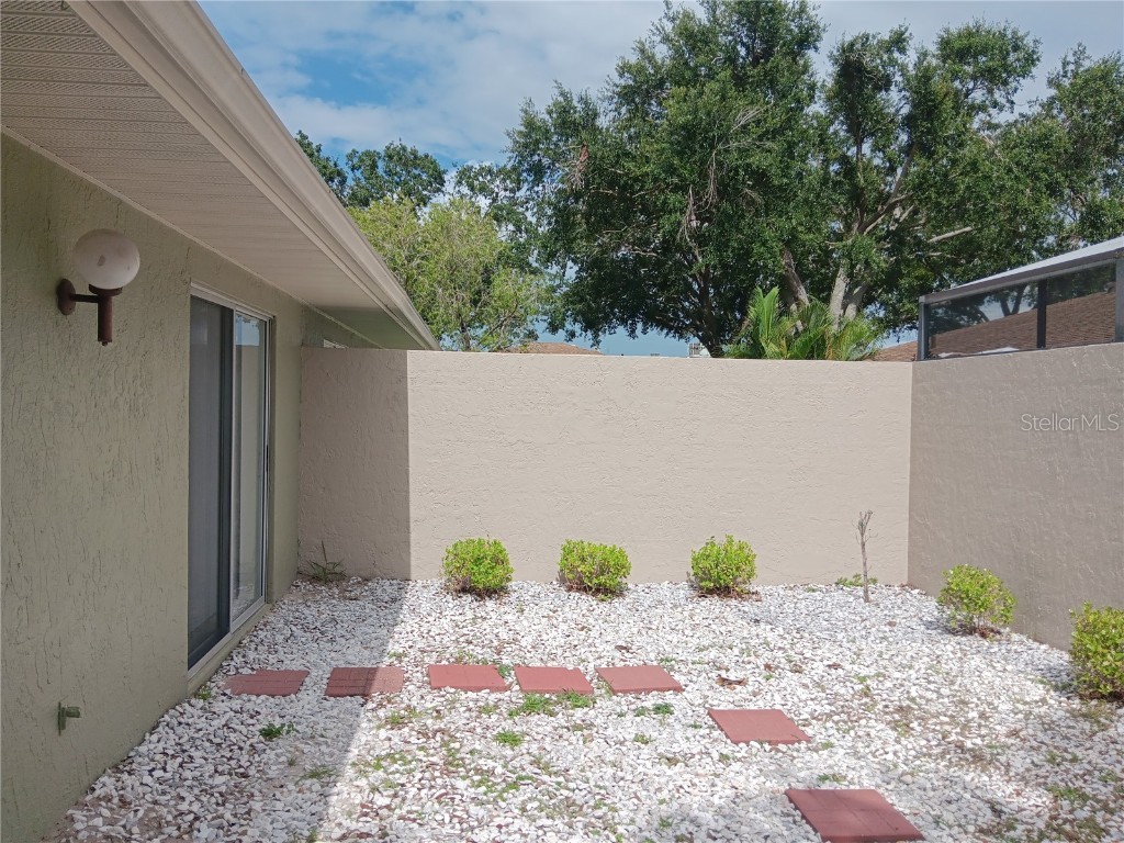 4154 Center Pointe Circle #57A Sarasota FL 34233 A4657470 image14