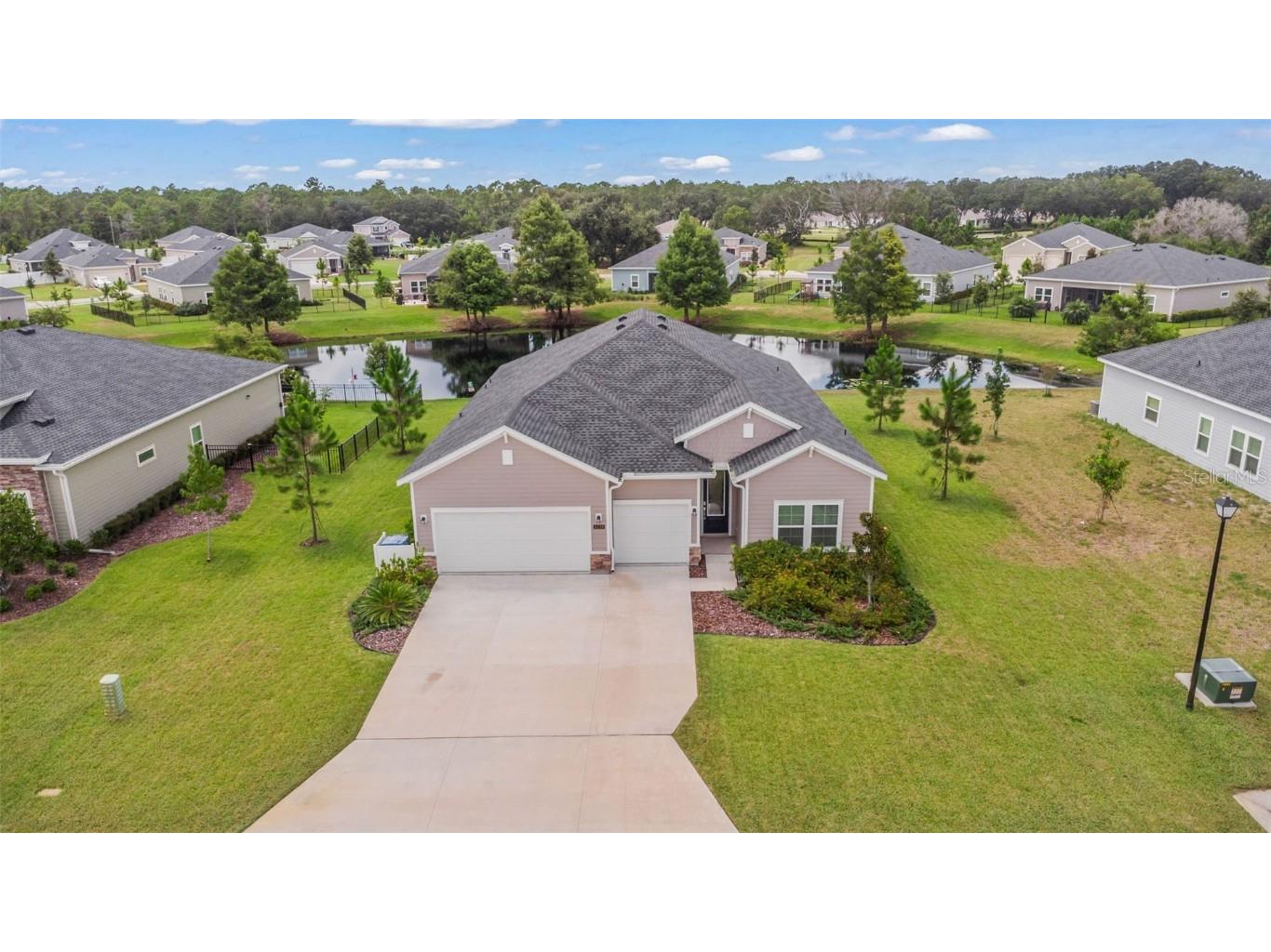 4155 Clifden Drive Ormond Beach FL 32174 V4944109 image1