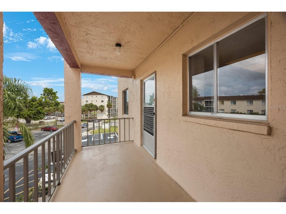 4155 Heron Way #E-301 Bradenton FL 34205 A4661273 image3