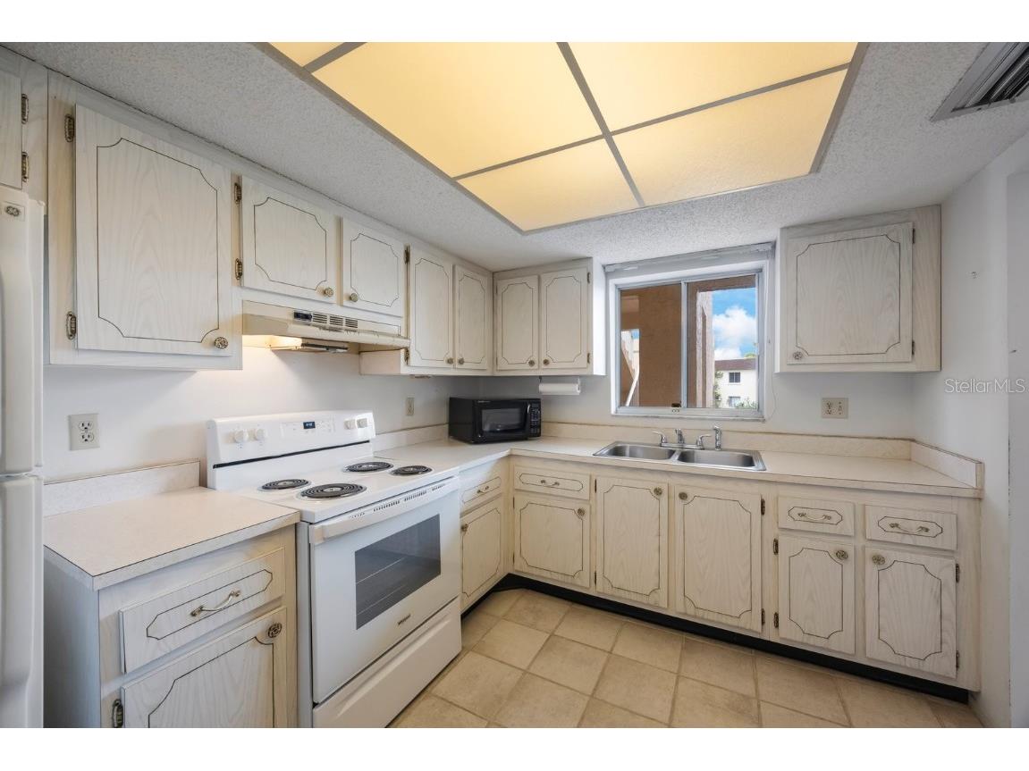 4155 Heron Way #E-301 Bradenton FL 34205 A4661273 image7