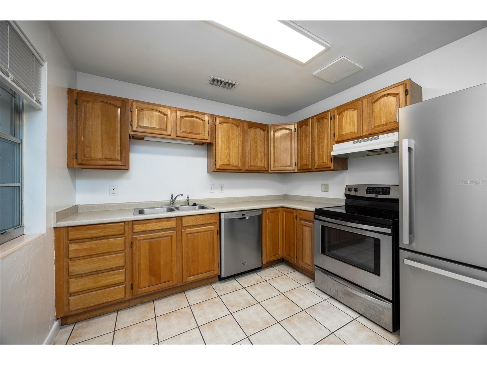 4156 NW 10th Street Gainesville FL 32609 GC535053 image2