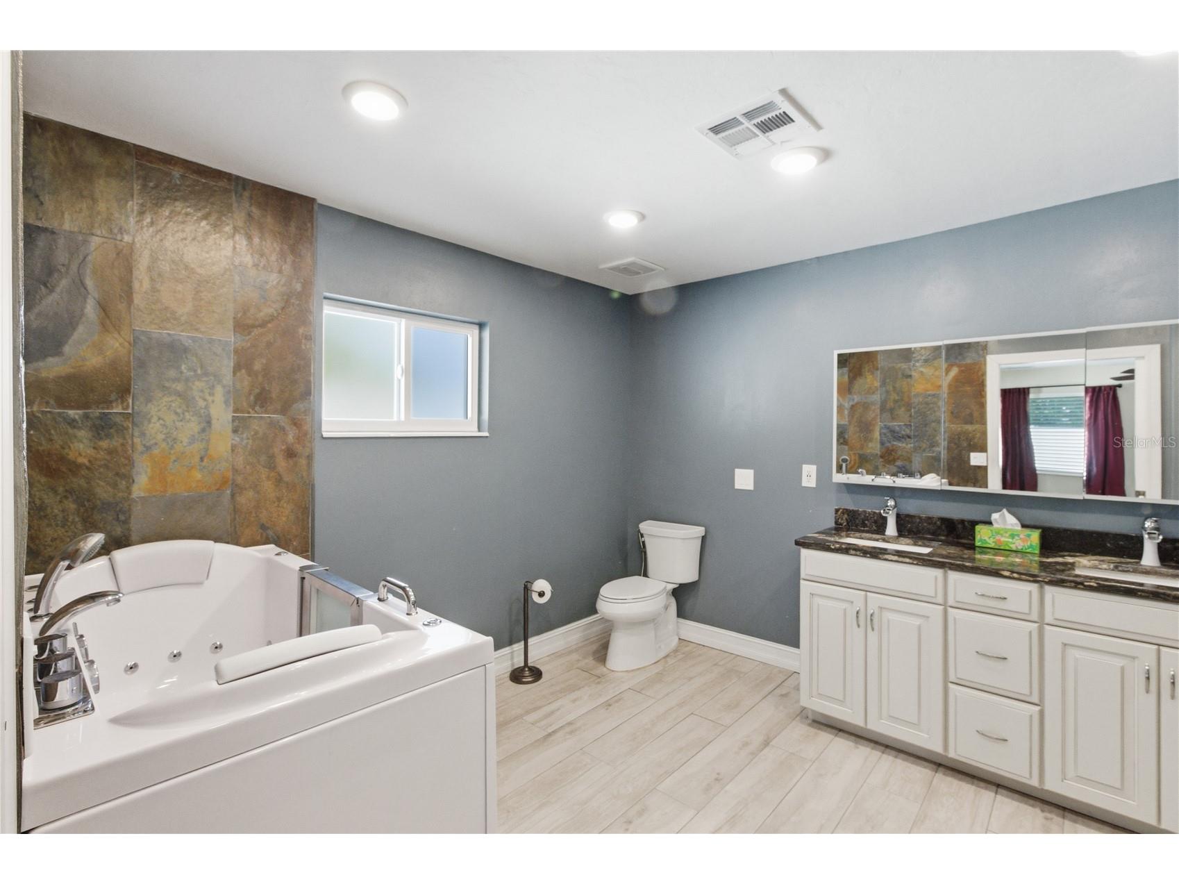 4158 Prudence Drive Sarasota FL 34235 A4657334 image24