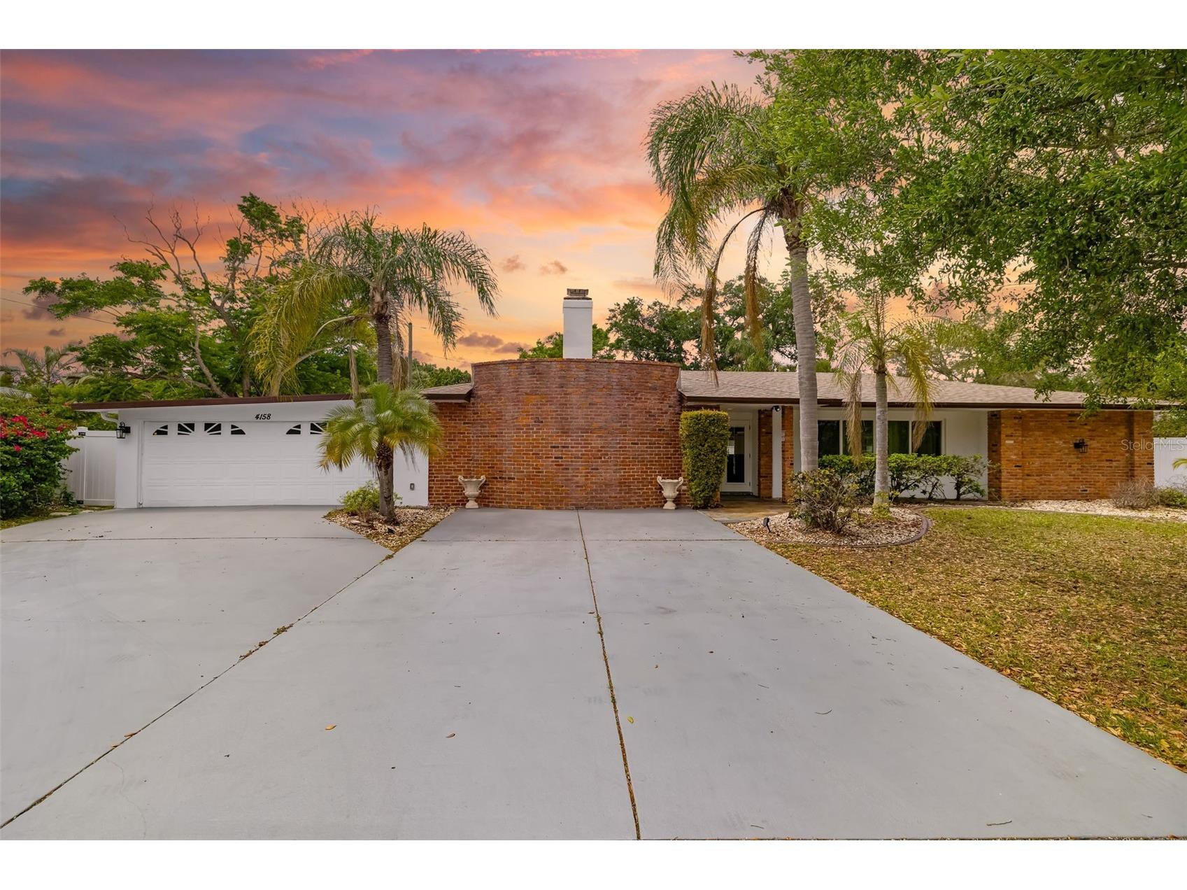 4158 Prudence Drive Sarasota FL 34235 A4689465 image1