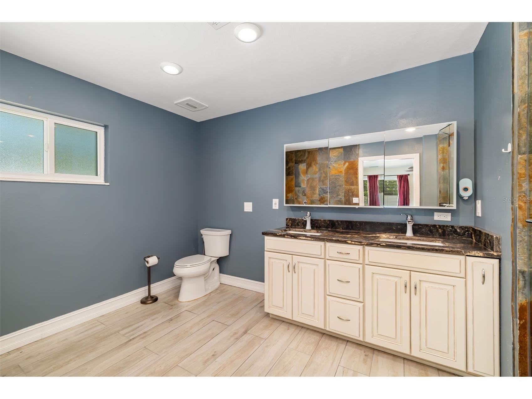 4158 Prudence Drive Sarasota FL 34235 A4689465 image22