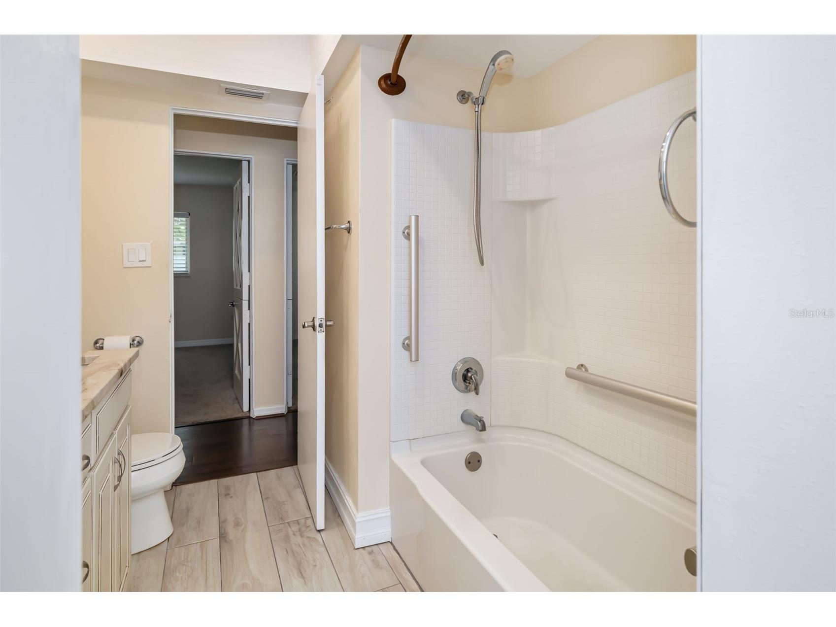 4158 Prudence Drive Sarasota FL 34235 A4689465 image31