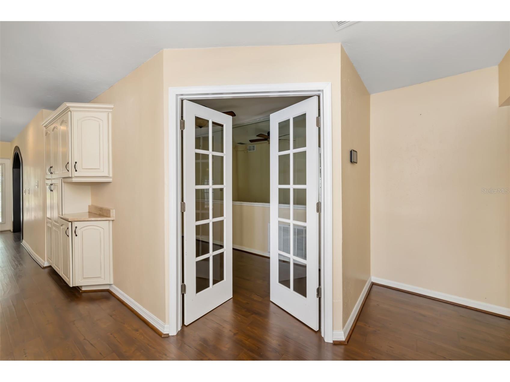 4158 Prudence Drive Sarasota FL 34235 A4689465 image36