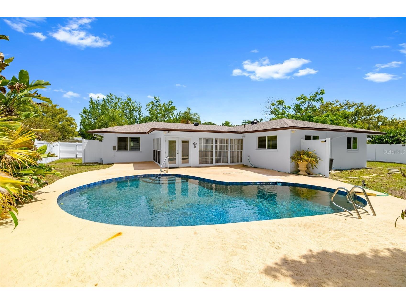 4158 Prudence Drive Sarasota FL 34235 A4689465 image5