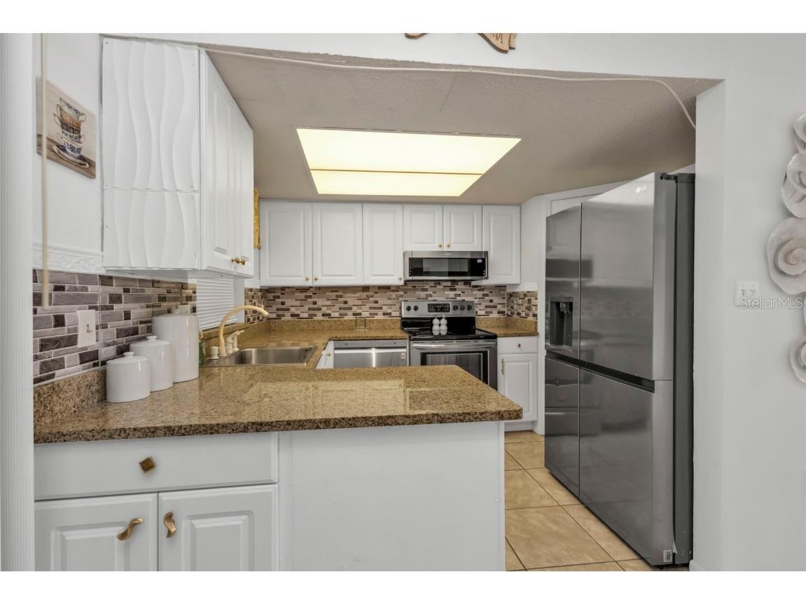 4158 Tamiami Trail #E5 Port Charlotte FL 33952 C7513885 image12