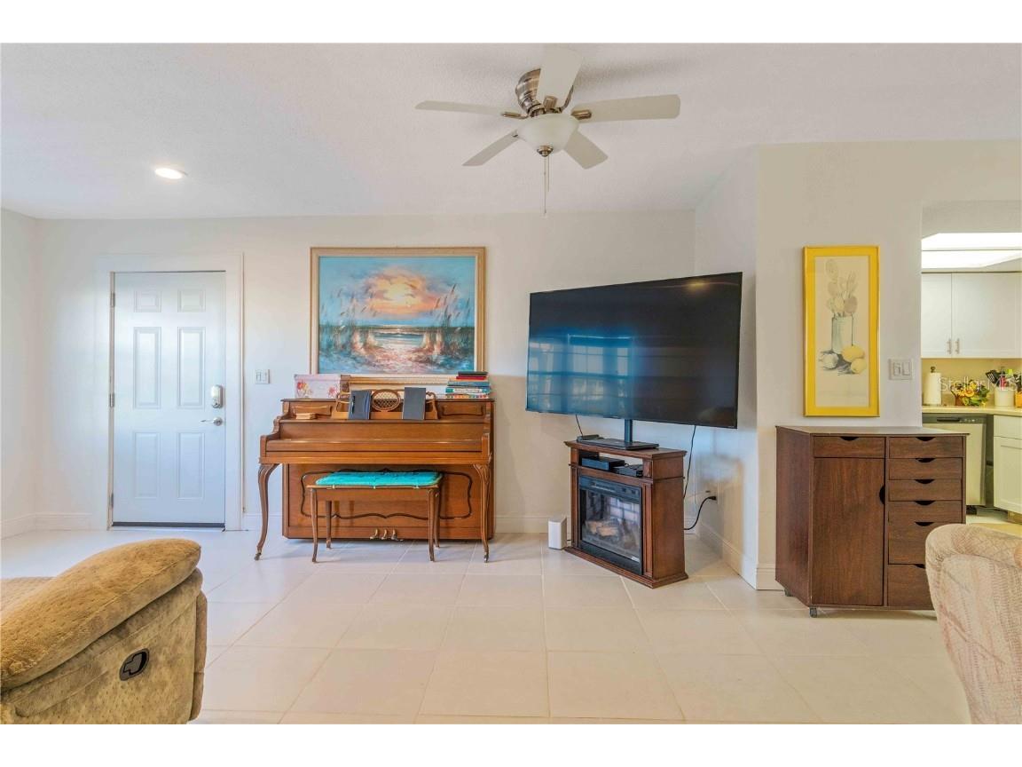 4158 Tamiami Trail #G2 Port Charlotte FL 33952 C7519260 image12