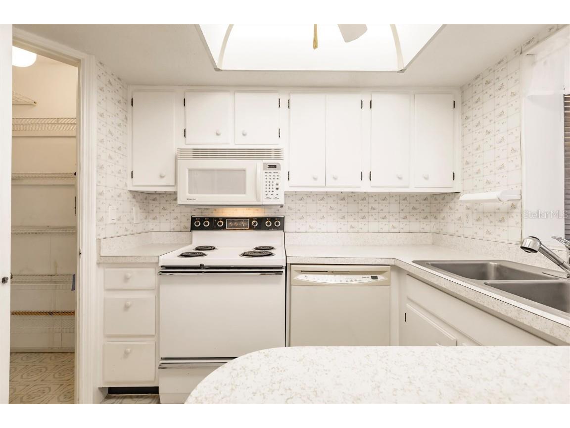 4158 Tamiami Trail #S-6 Port Charlotte FL 33952 C7516316 image10