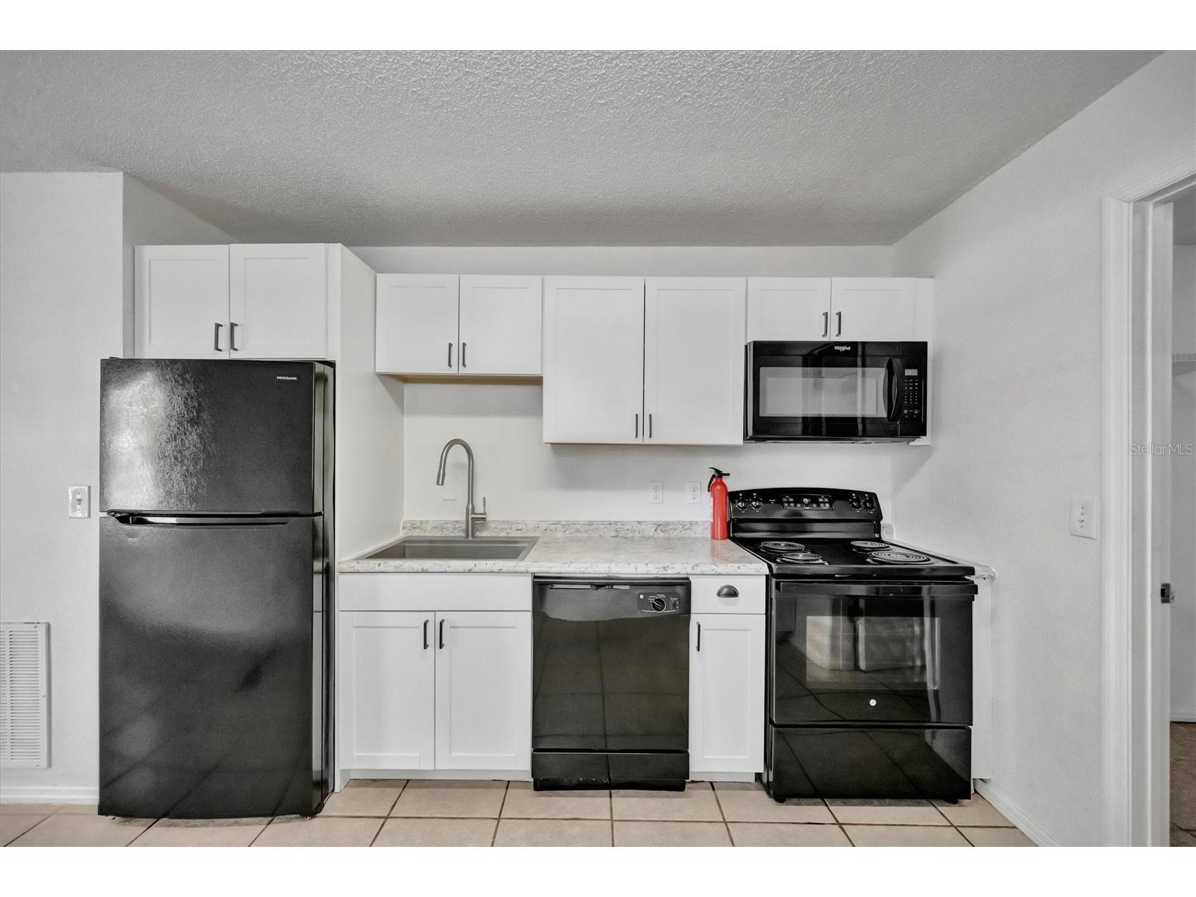 416 40th Street E Palmetto FL 34221 A4690441 image18