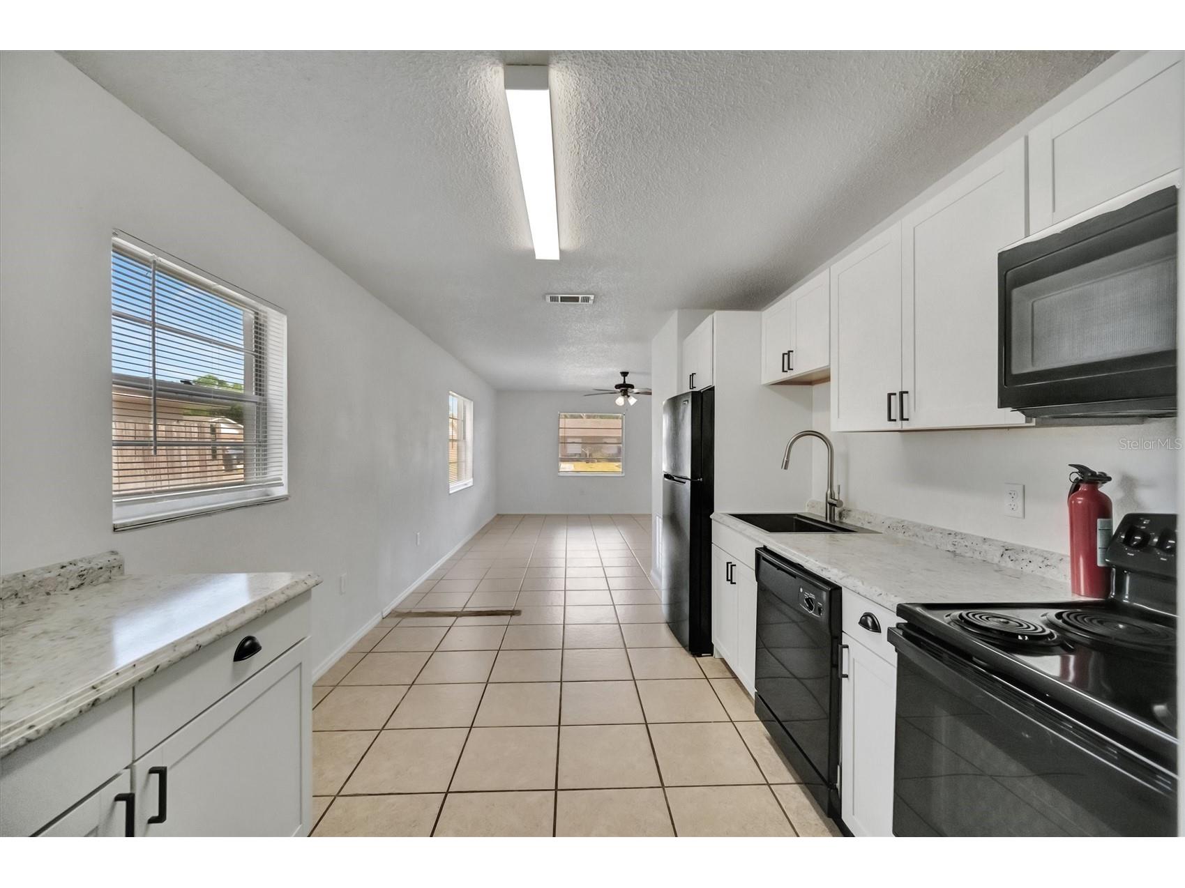 416 40th Street E Palmetto FL 34221 A4690441 image19
