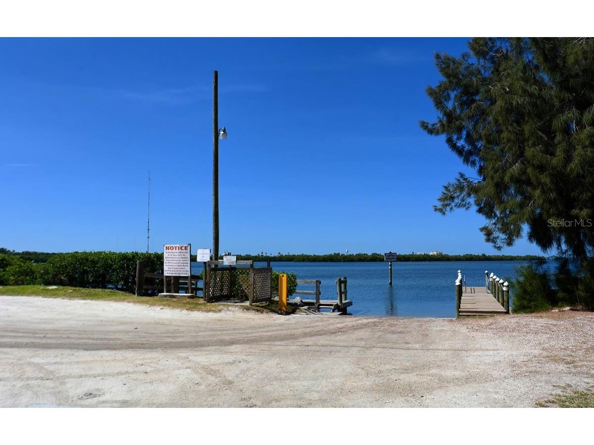 416 41st Street W Palmetto FL 34221 A4672117 image48