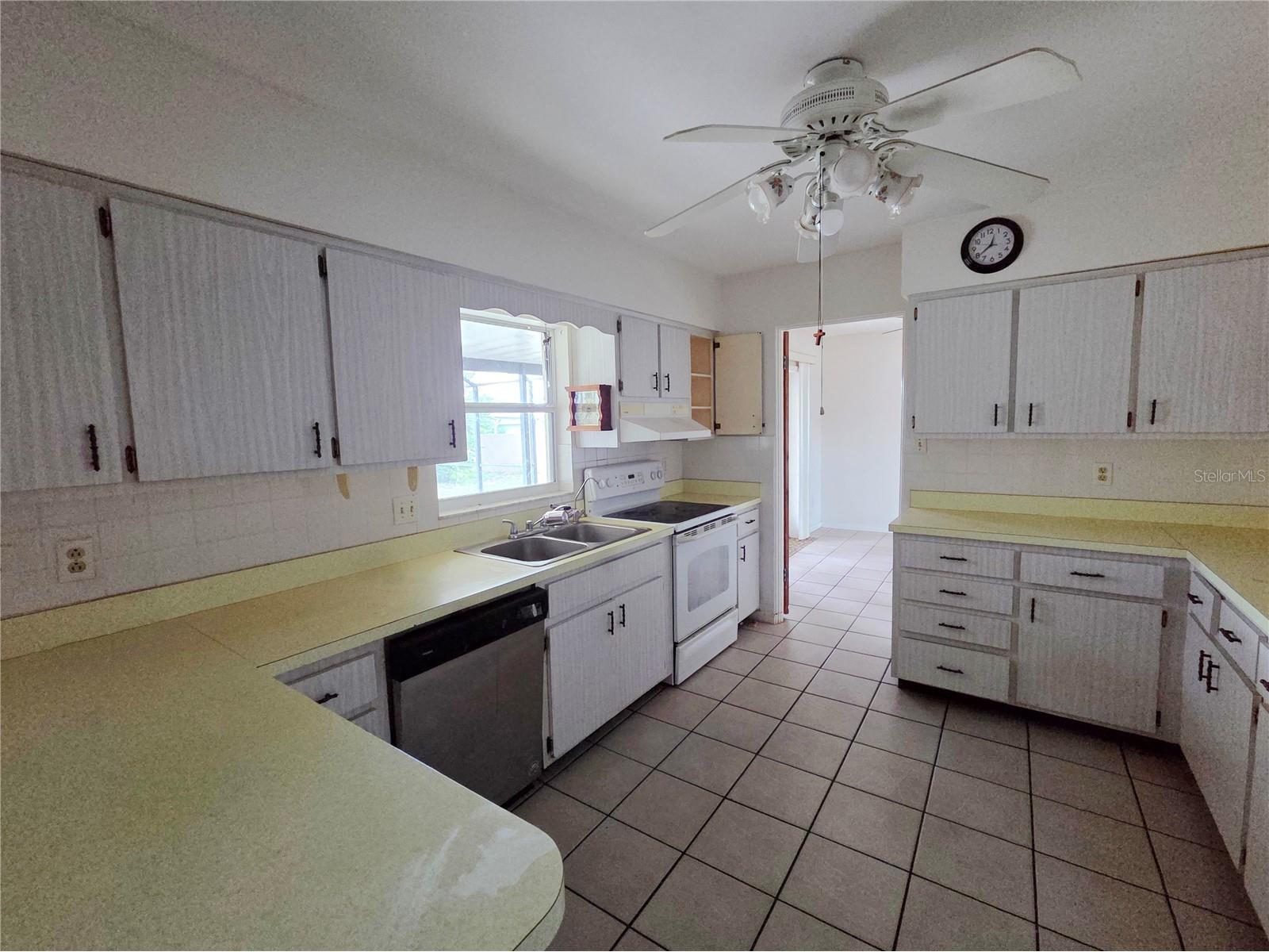416 6th St S Dundee FL 33838 P4938950 image6