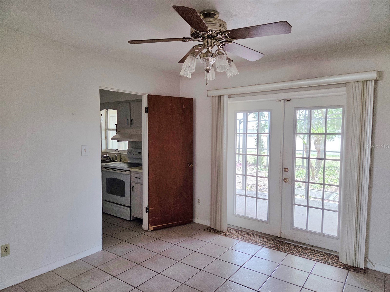 416 6th St S Dundee FL 33838 P4938950 image9