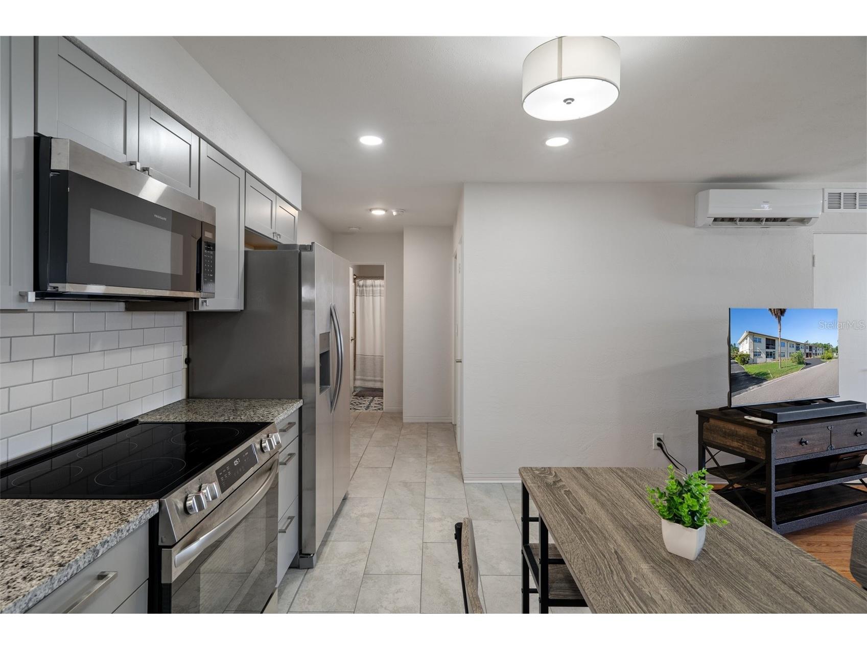 416 73rd Avenue N #205 Saint Petersburg FL 33702 TB8484320 image10