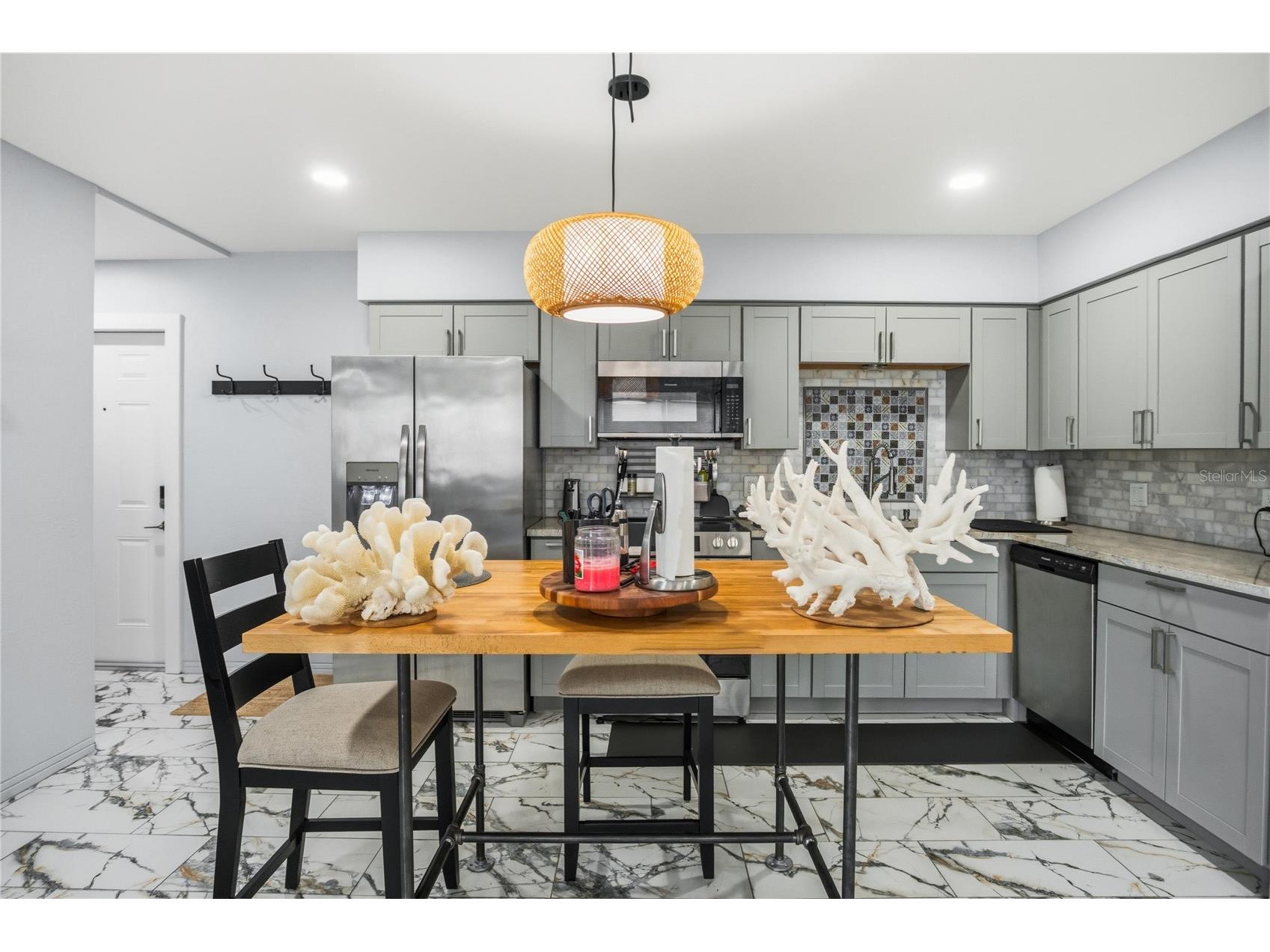 416 73rd Avenue N #207 Saint Petersburg FL 33702 O6415538 image21
