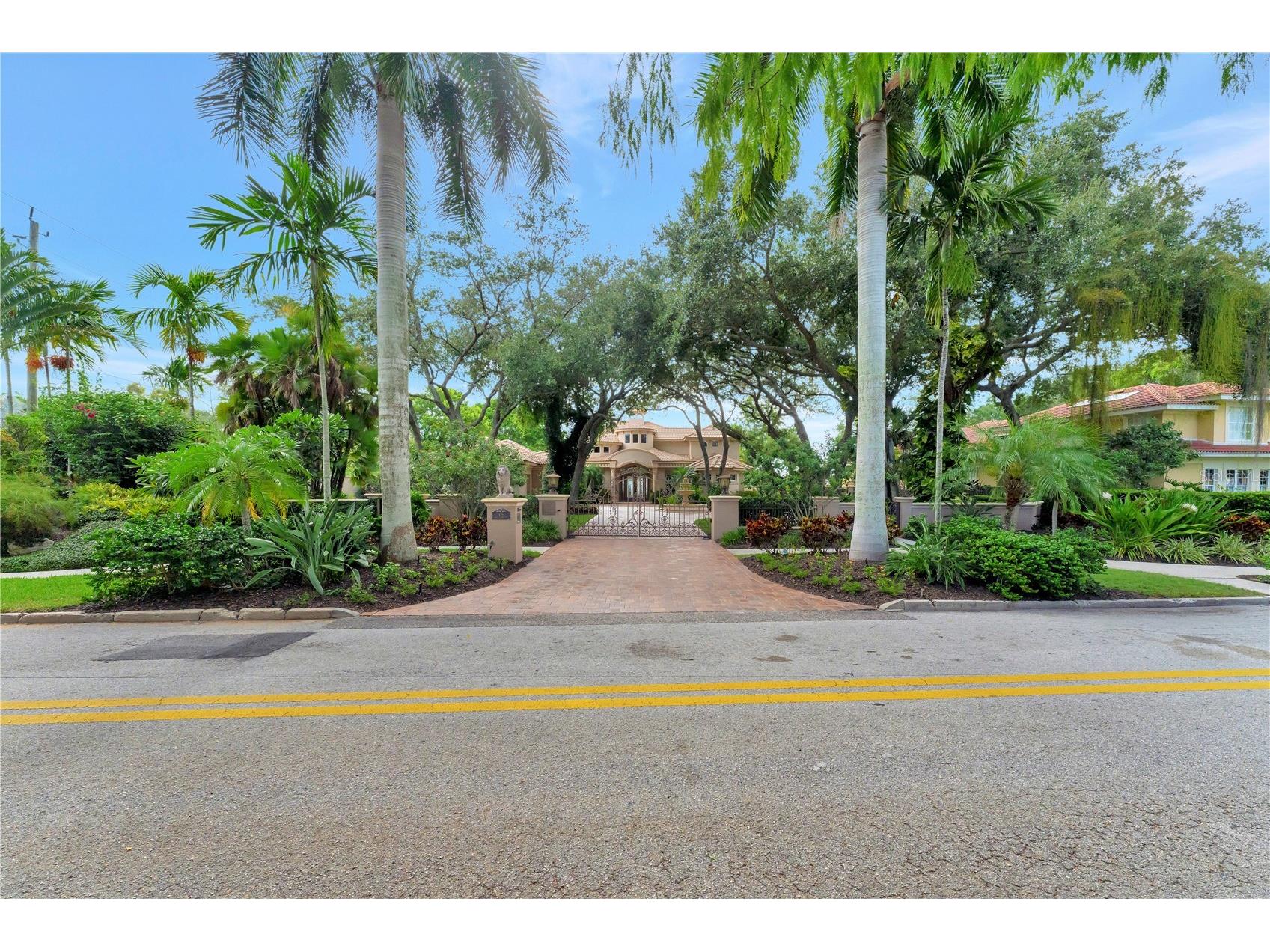 416 81st Street W Bradenton FL 34209 - PALMA SOLA BAY TB8503675 image3