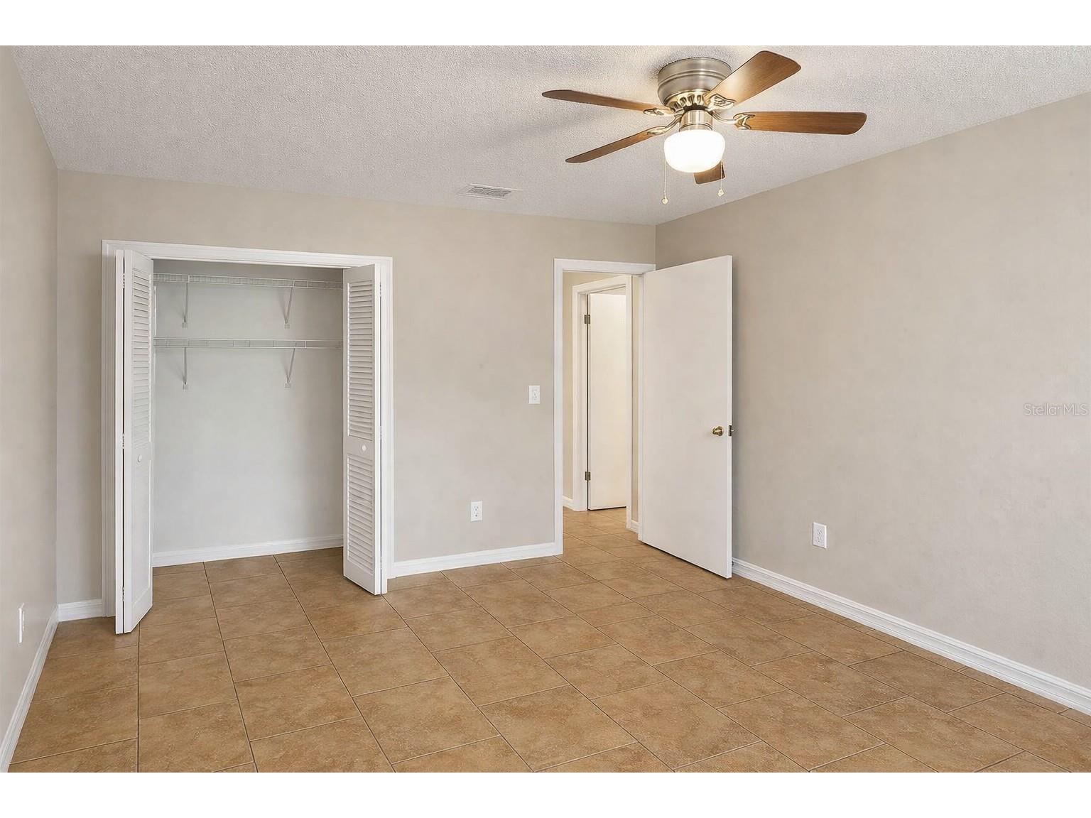 416 Banana Cay Drive #D South Daytona FL 32119 V4948260 image25