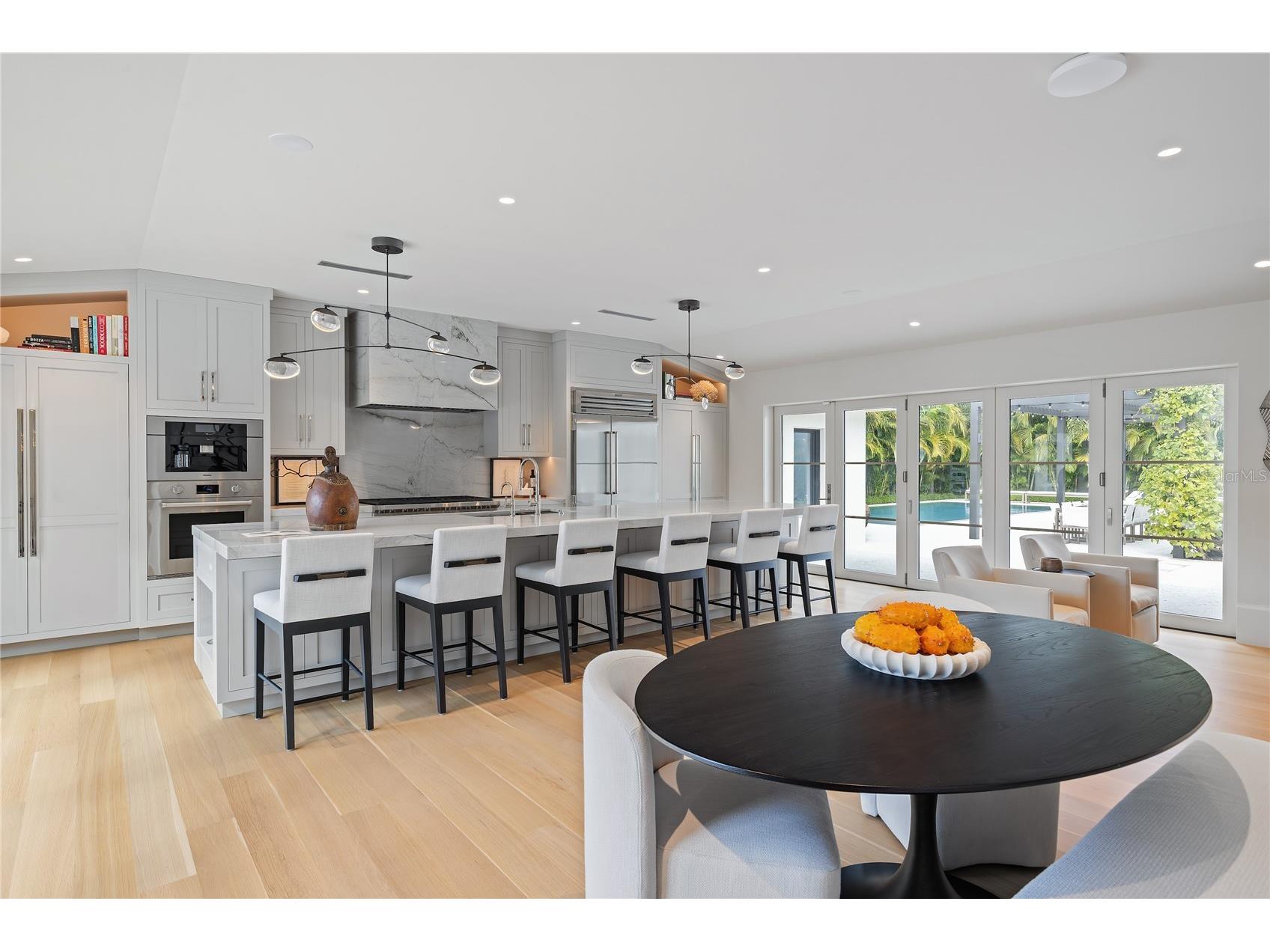 416 Brightwaters Boulevard NE Saint Petersburg FL 33704 TB8491058 image18