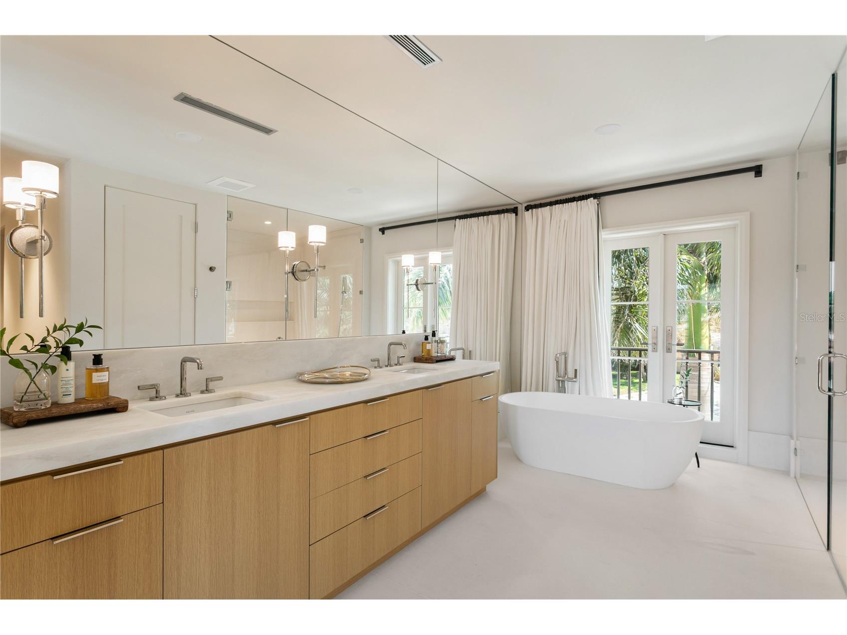 416 Brightwaters Boulevard NE Saint Petersburg FL 33704 TB8491058 image28