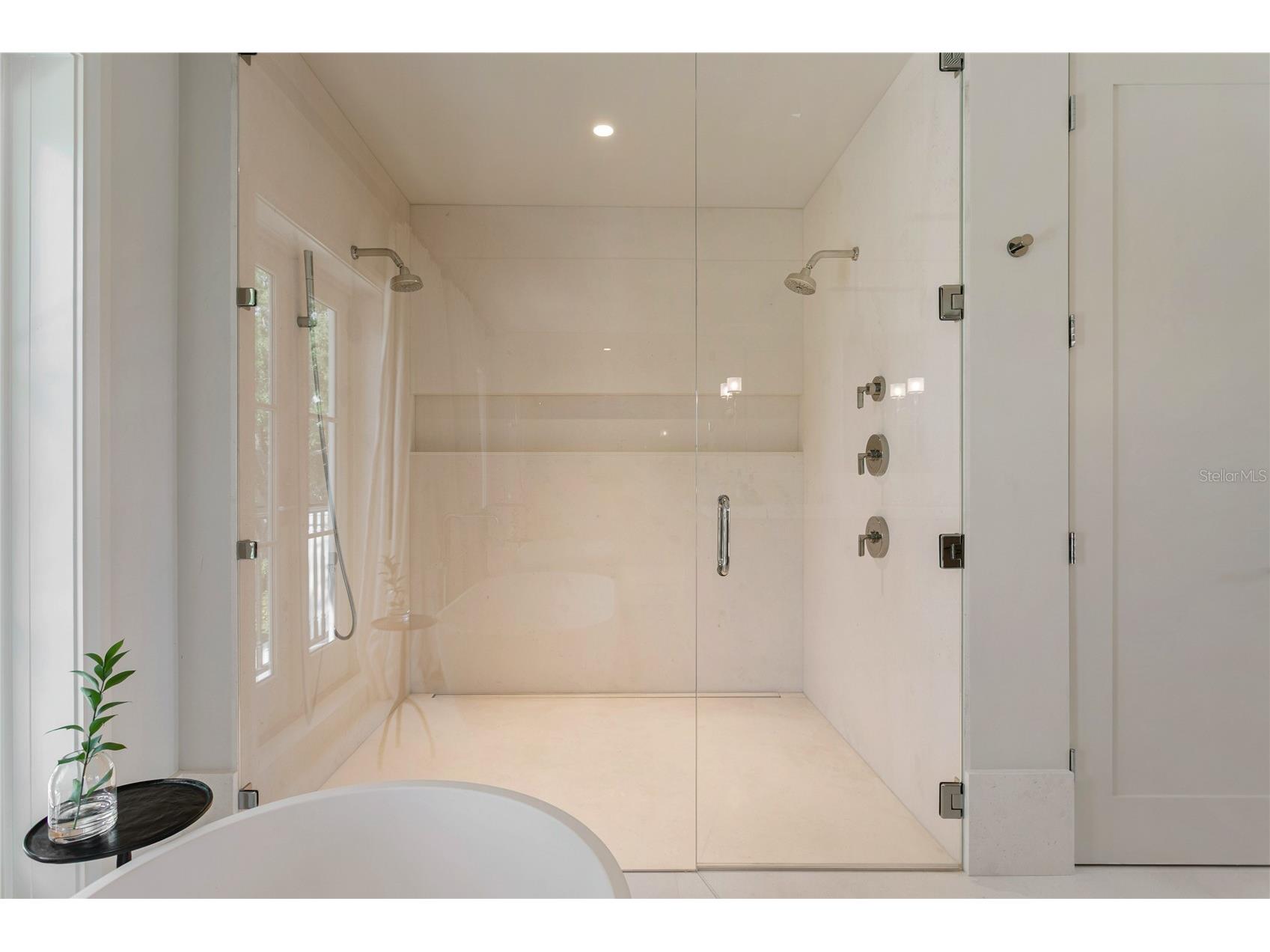 416 Brightwaters Boulevard NE Saint Petersburg FL 33704 TB8491058 image29