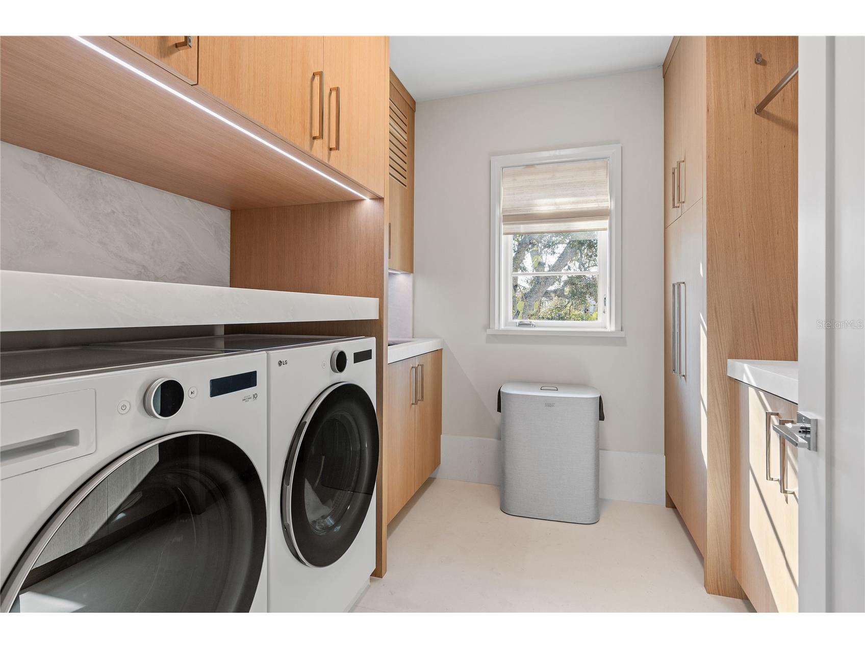 416 Brightwaters Boulevard NE Saint Petersburg FL 33704 TB8491058 image35