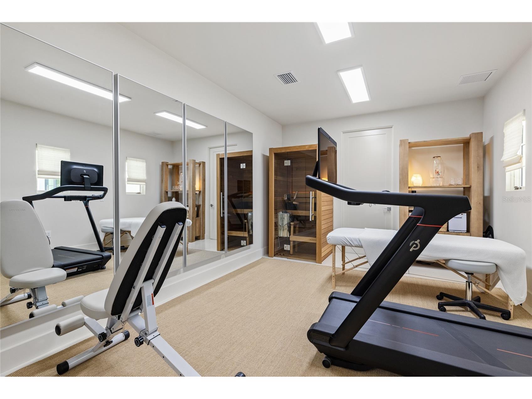 416 Brightwaters Boulevard NE Saint Petersburg FL 33704 TB8491058 image45