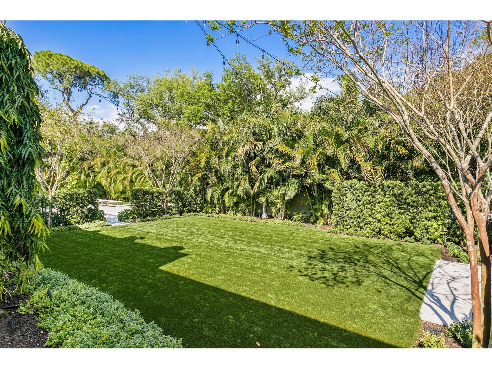 416 Brightwaters Boulevard NE Saint Petersburg FL 33704 TB8491058 image54