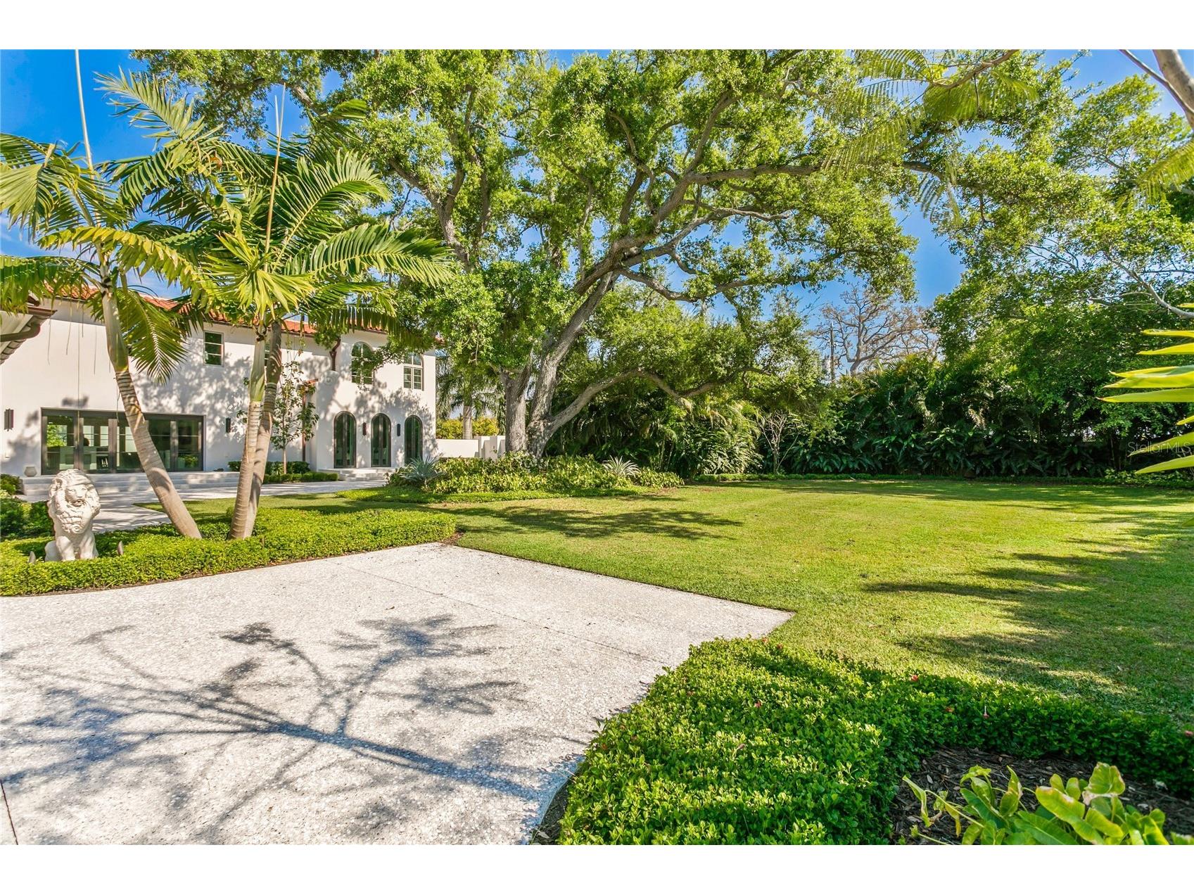416 Brightwaters Boulevard NE Saint Petersburg FL 33704 TB8491058 image56