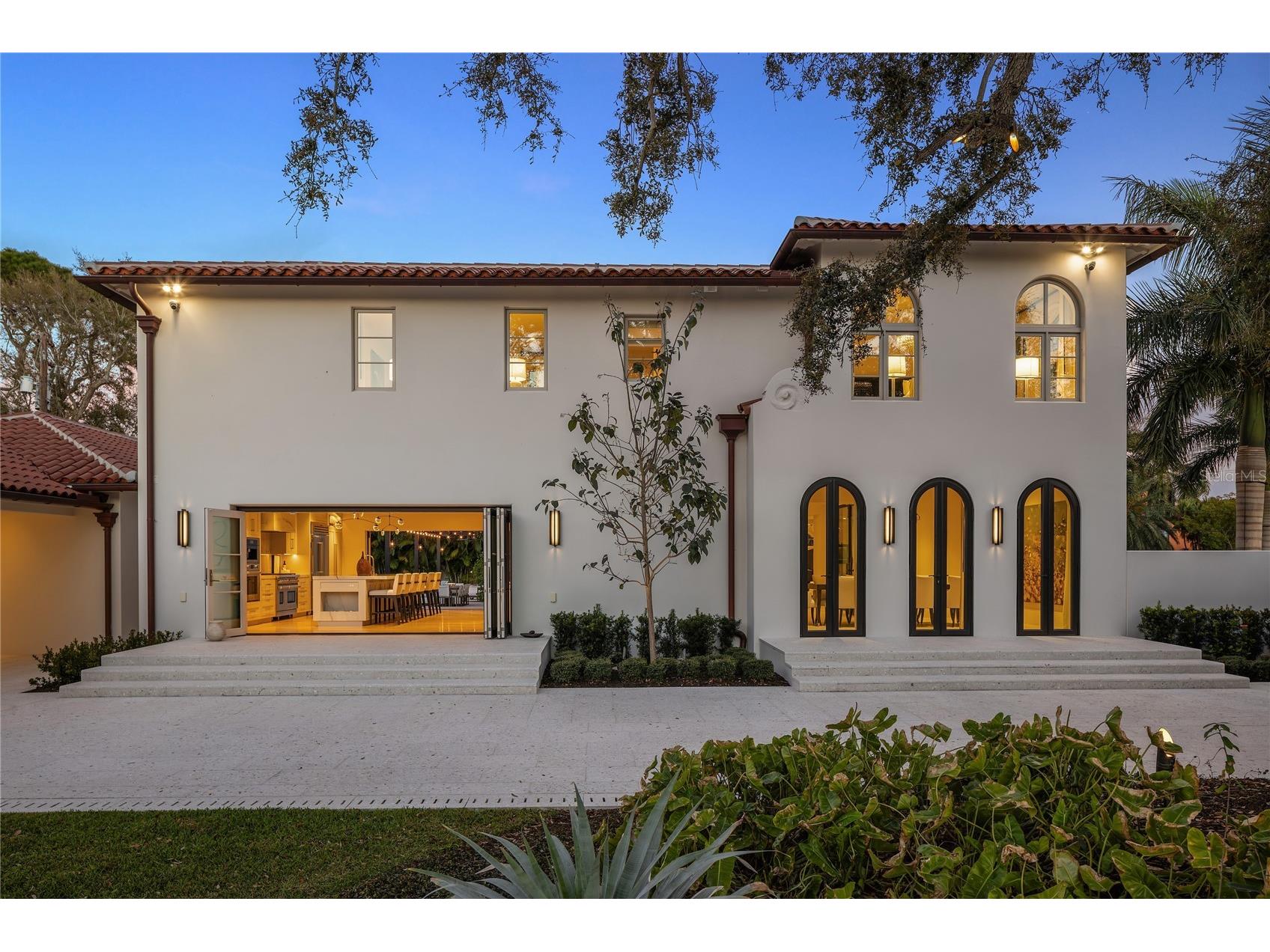 416 Brightwaters Boulevard NE Saint Petersburg FL 33704 TB8491058 image59