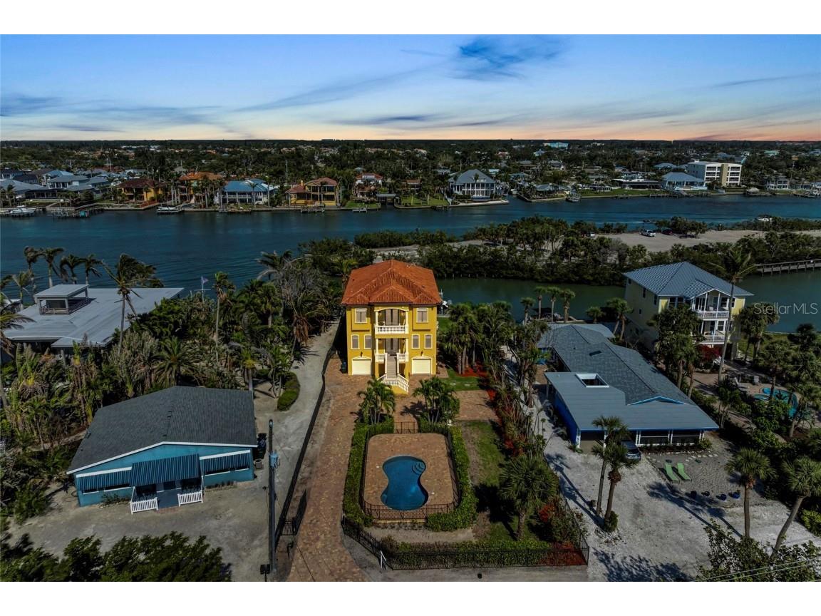 416 Casey Key Road Nokomis FL 34275 A4648844 image1