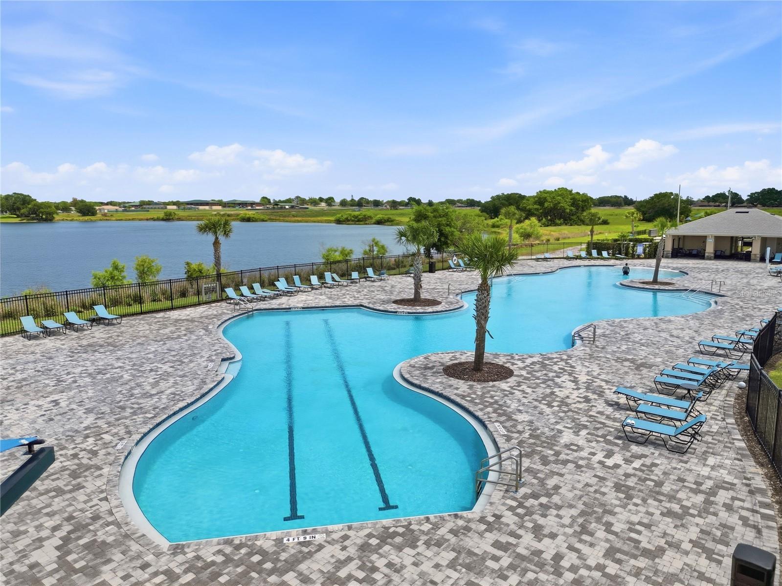416 Corso Loop Winter Haven FL 33884 P4938389 image4