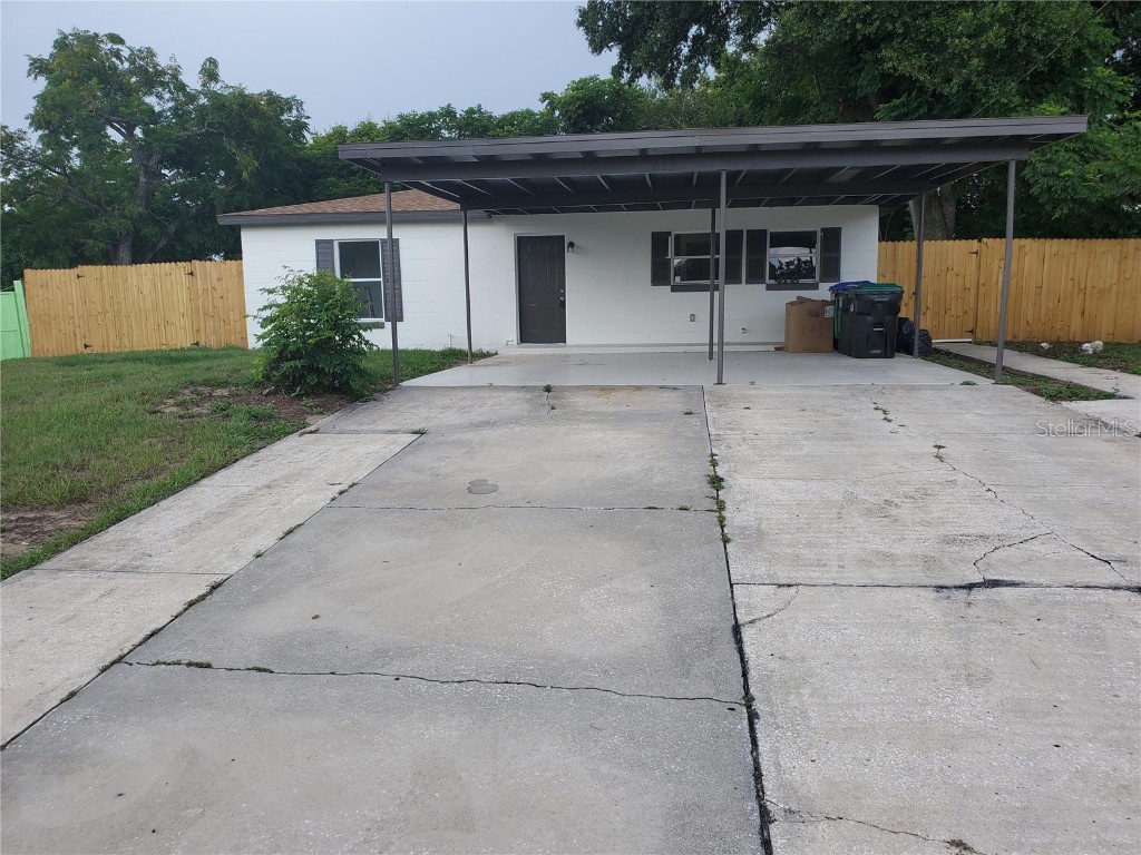 416 N Powers Drive Orlando FL 32835 O6337485 image1