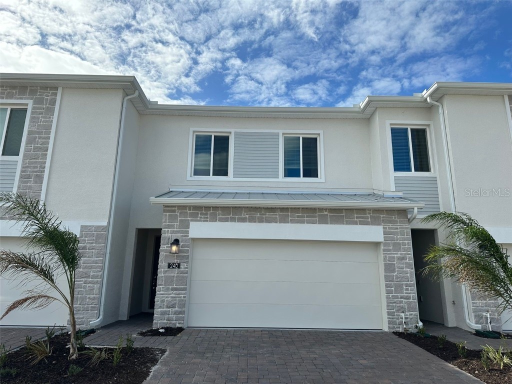 416 Nine Iron Drive Davenport FL 33896 J969864 image1