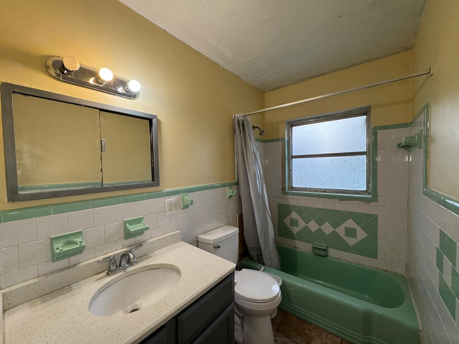 416 Sun Court Orlando FL 32805 O6370164 image12