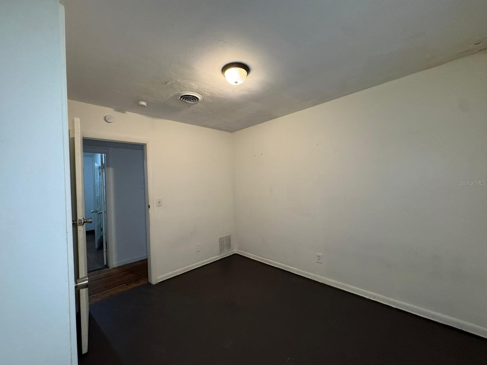 416 Sun Court Orlando FL 32805 O6370164 image4