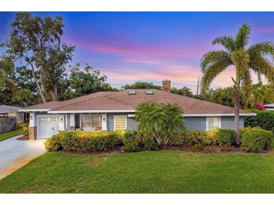 416 Sunset Drive Venice FL 34285 A4596174 image1