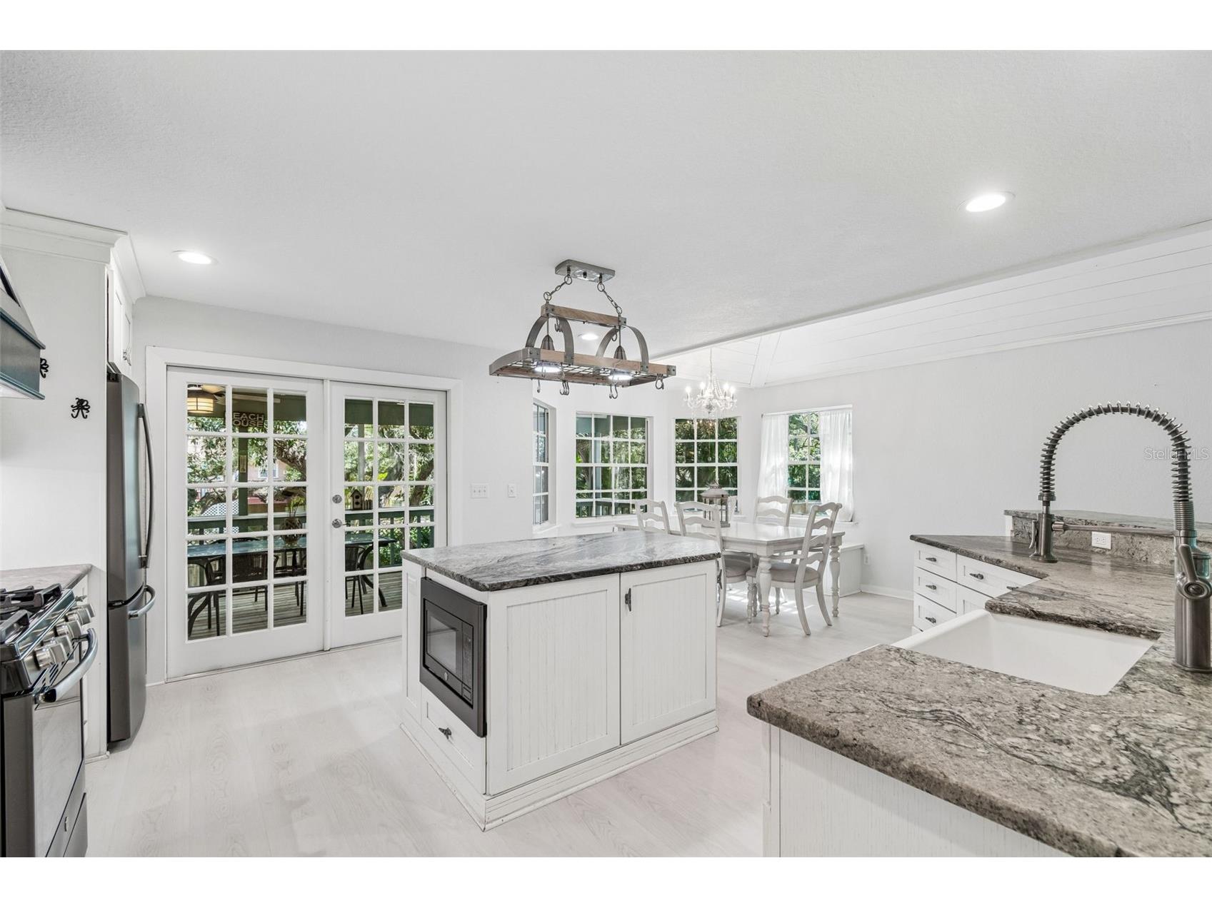416 Tennessee Avenue Crystal Beach FL 34681 TB8515161 image19