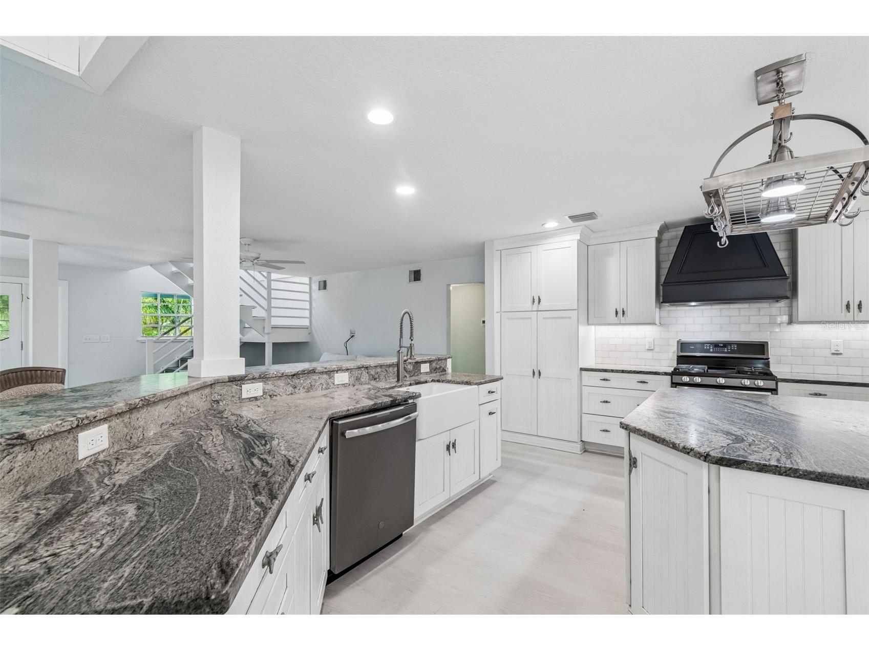 416 Tennessee Avenue Crystal Beach FL 34681 TB8515161 image24