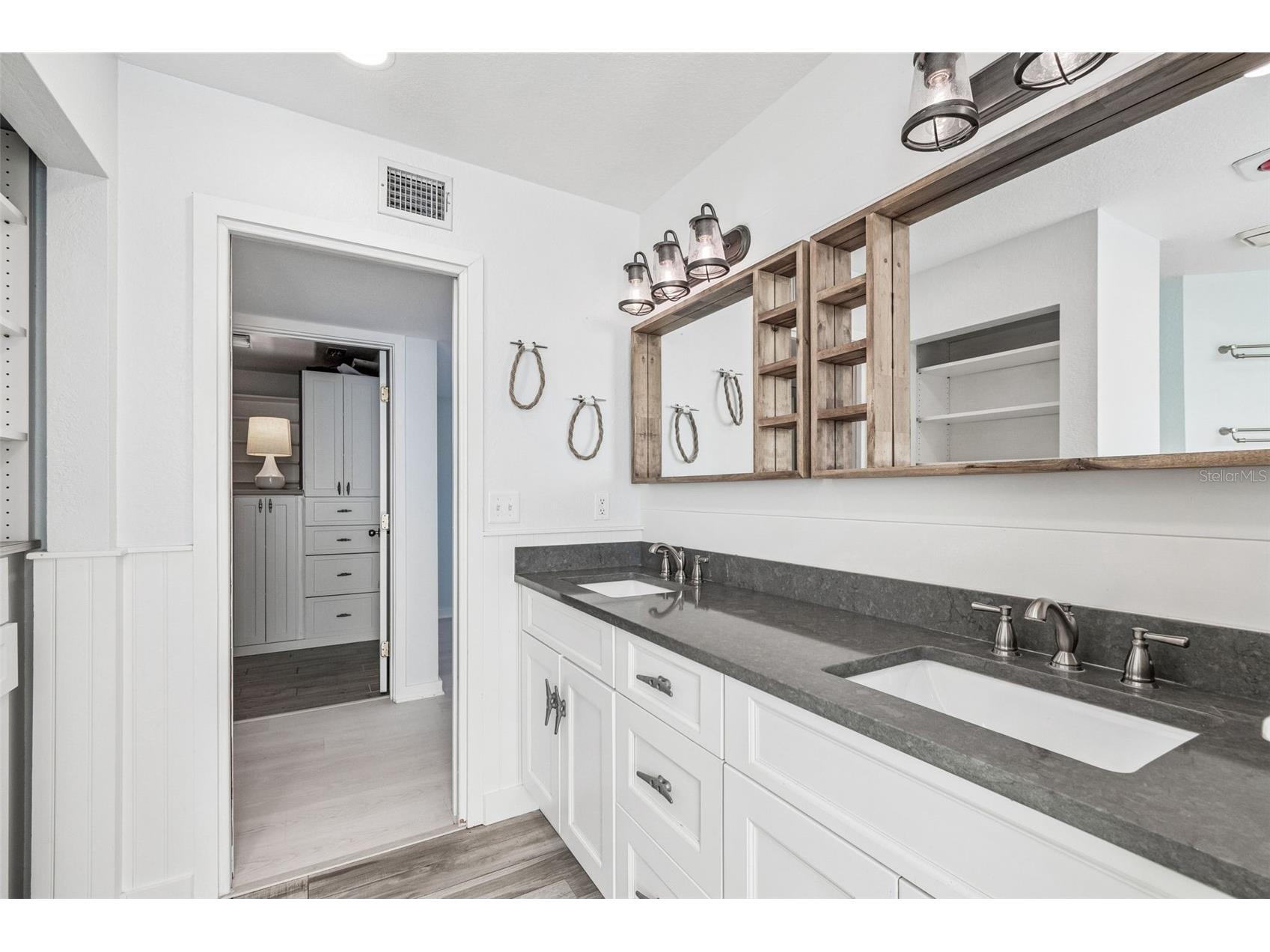 416 Tennessee Avenue Crystal Beach FL 34681 TB8515161 image50