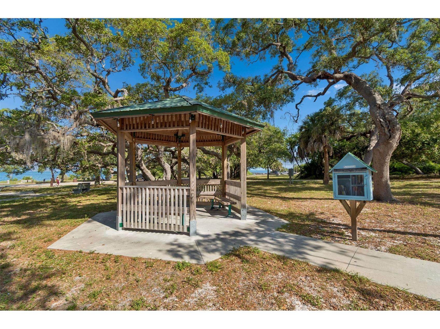 416 Tennessee Avenue Crystal Beach FL 34681 TB8515161 image72