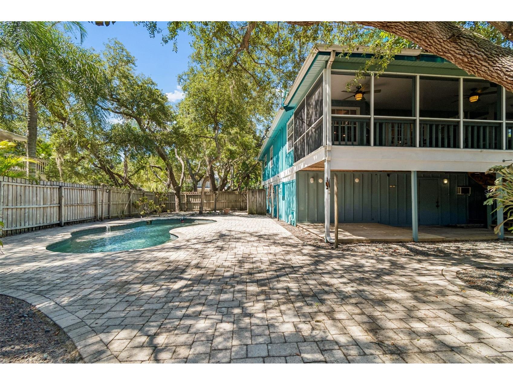 416 Tennessee Avenue Crystal Beach FL 34681 TB8515161 image8